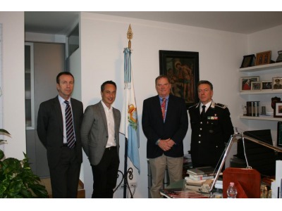 San Marino. Visita del Console Mr. S. Barneby alla sede centrale della Gendarmeria