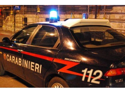 Rimini. Carabiniere fuori servizio salva gestore dell’Ilary da pestaggio